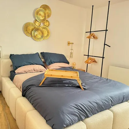 Cosy-tout-a-pieds Neuf Coeur Saint-raphael شقة