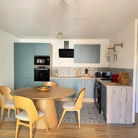 Cosy-tout-a-pieds Neuf Coeur Saint-raphael 公寓 *
